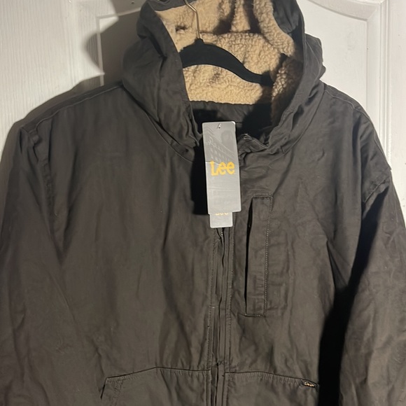 Lee Men’s Workwear Hooded Sherpa Lined Jacket Size Large NWT - Picture 2 of 11